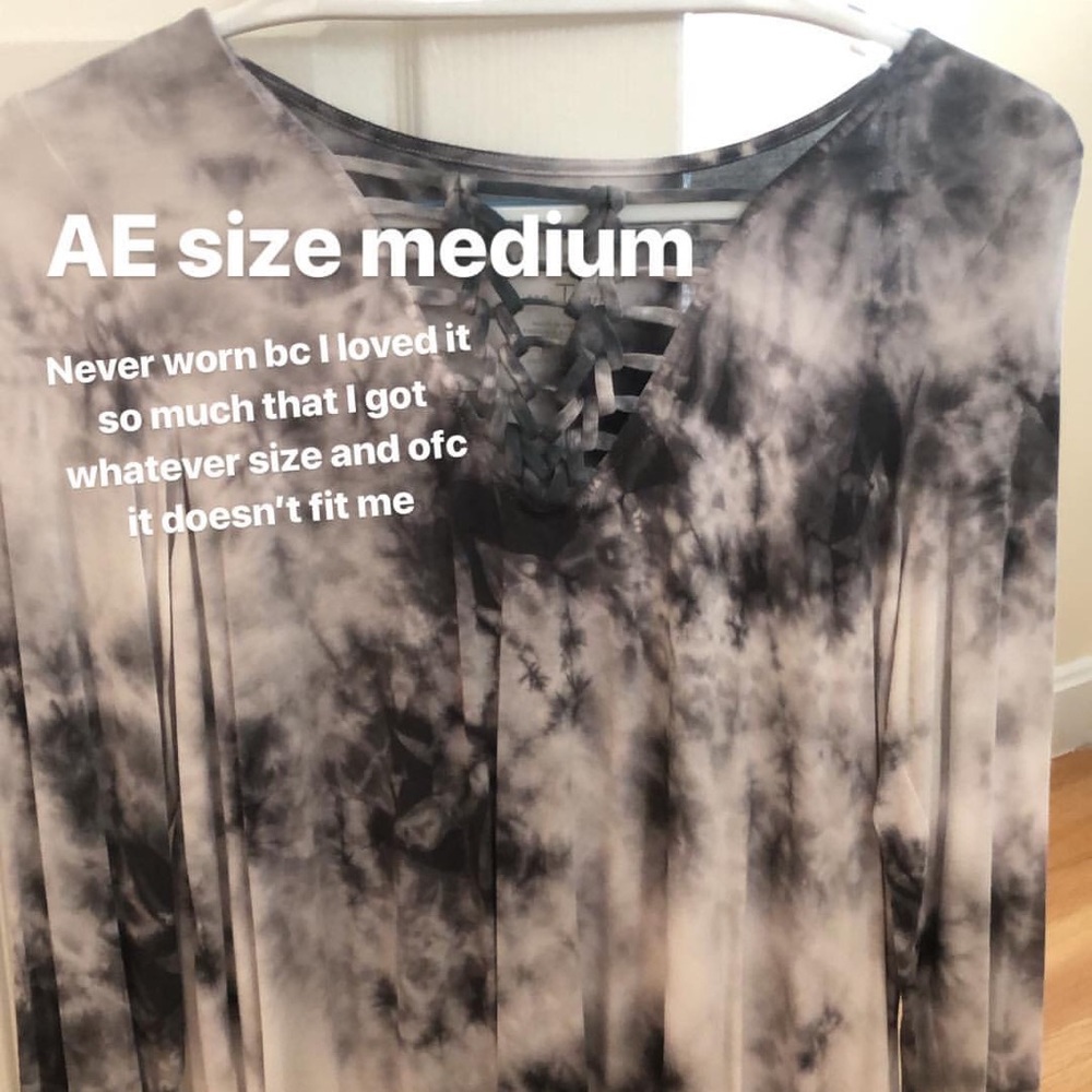 AE long sleeve tie dye shirt